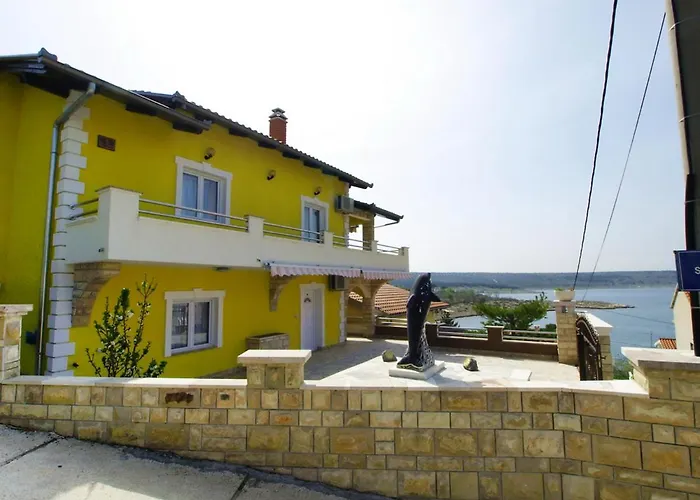 Anic-3 By Interhome Apartman Anic