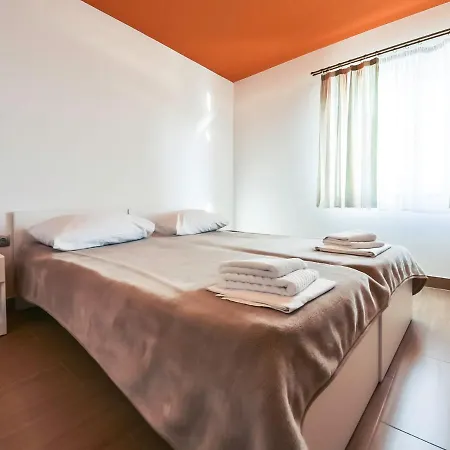 Apartmán Anic-3 By Interhome