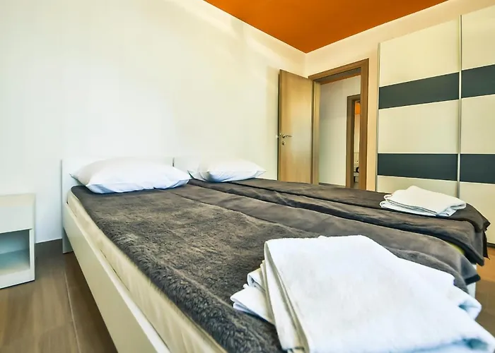 Anic-3 By Interhome Apartmán